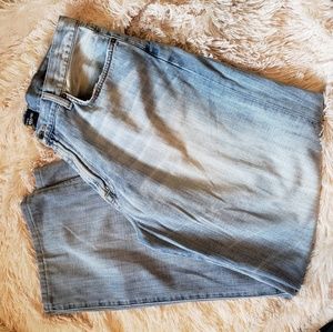 lucky brand distressed jeans